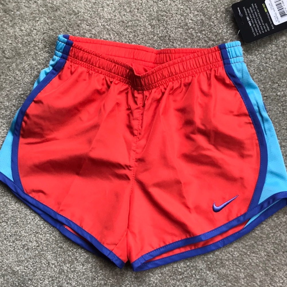 NIKE GIRLS SIZE 6X DRI-FIT SHORTS - Picture 3 of 3